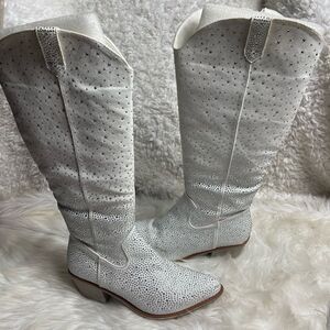 Pierre Dumas Wild Ones Glamour White textile Rhinestone Cowgirl Boots SZ10